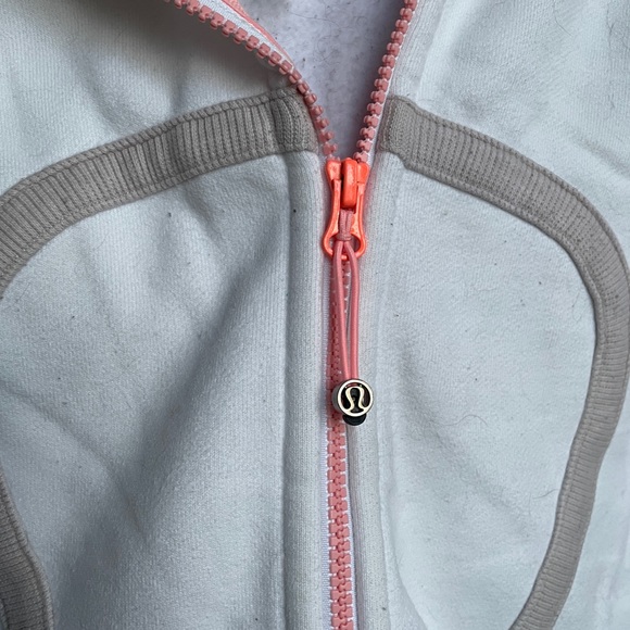 Lululemon Scuba stretch hoodie Sz: 8? - Picture 2 of 7